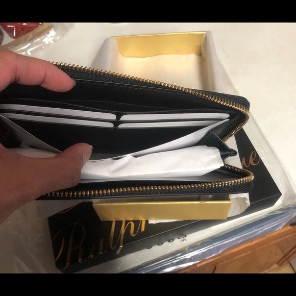Continental Wallet - Picture 5 of 8